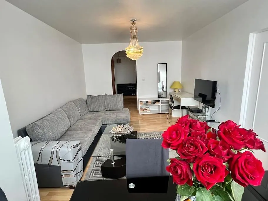 Superbe Appartement Pres Du Metro 4 Proche Paris Bagneux  France